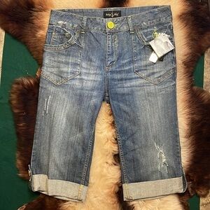 NWT Baby Phat Cropped Jeans‎